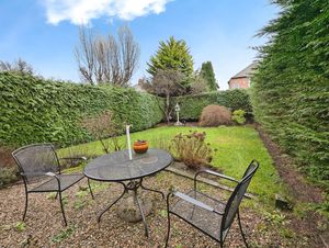 Photo 9- click for photo gallery